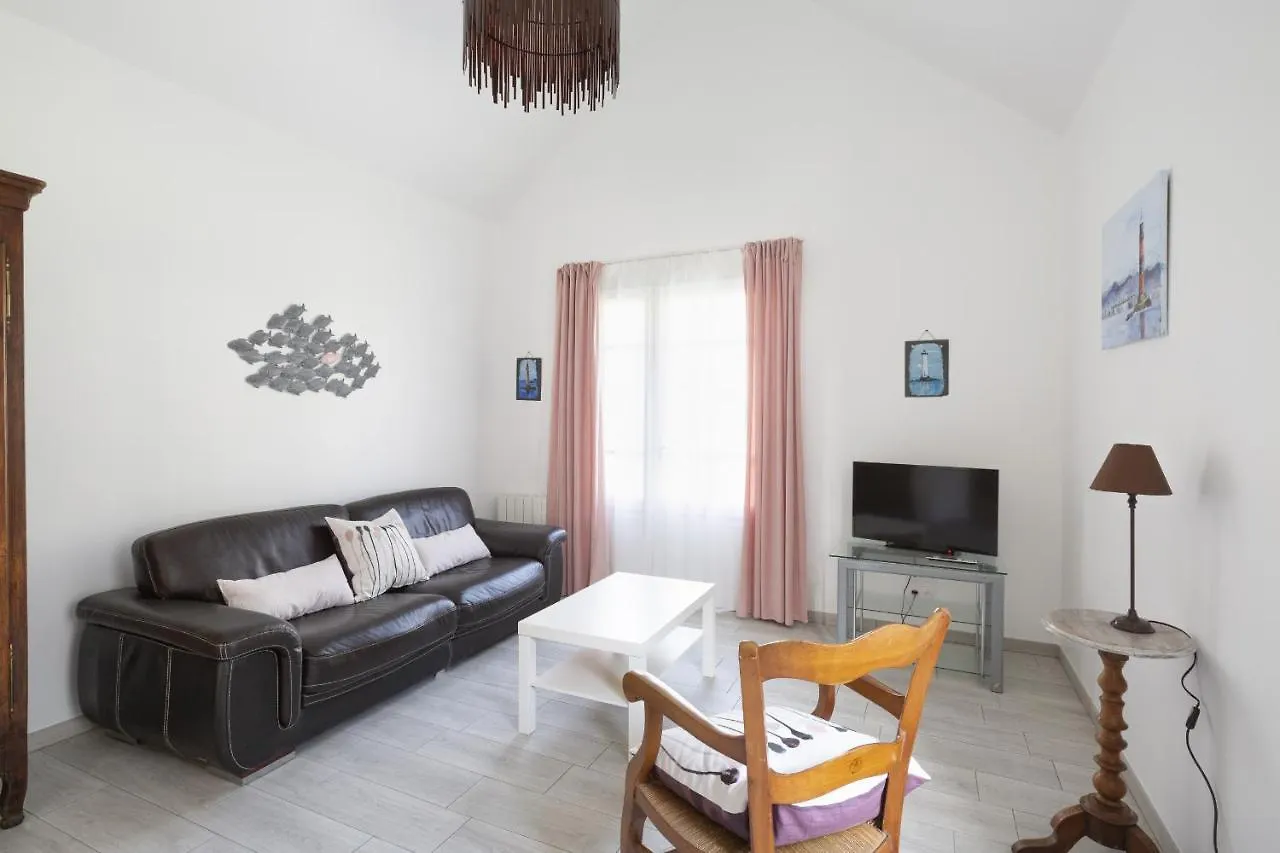 Cancale La Houle, Maison 6 Personnes, Parking, Jar Villa 0*,  France