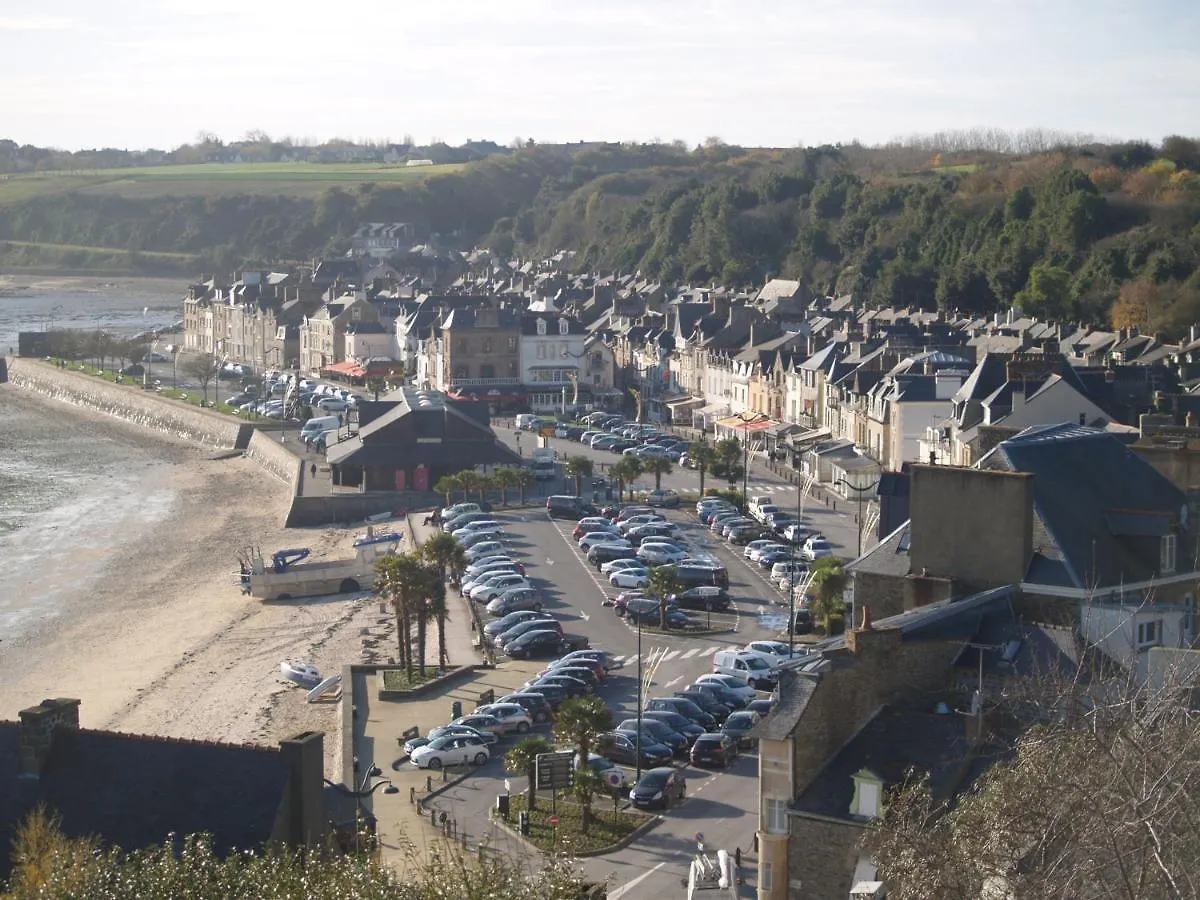 Cancale La Houle, Maison 6 Personnes, Parking, Jar Villa France